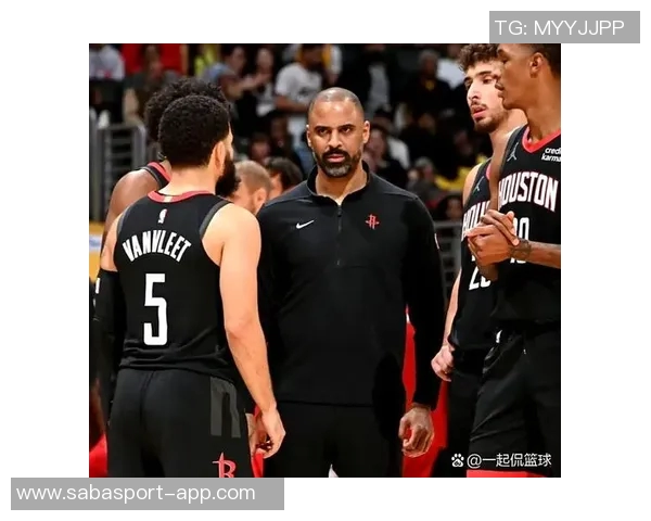 乌度卡称卡佩拉可胜任传统中锋角色与申京联手打造双塔阵容