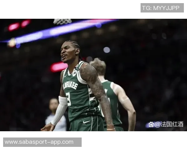 小凯文波特半场表现出色9投7中贡献17分3篮板4助攻2抢断1盖帽