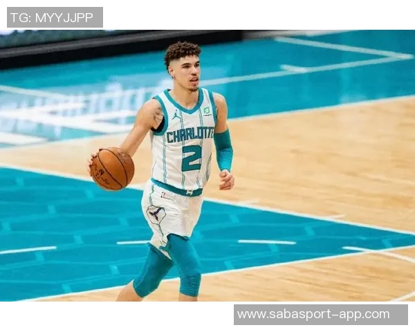 王钰栋精准传球助攻李新翔单刀机会可惜未能把握住