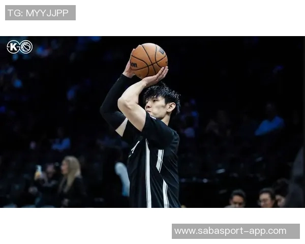 曾凡博未能上场引发热议教练与队友各有隐忧与考量