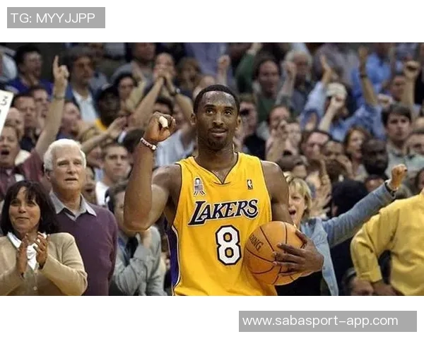 里夫斯赛季前四场狂砍143分创湖人队史第三高仅次于乔丹和科比