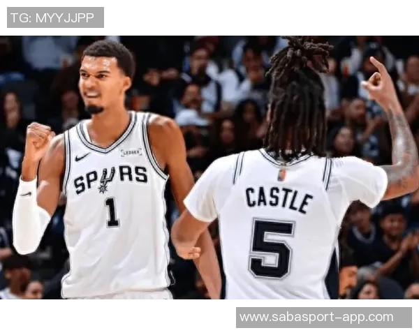 马刺重回巅峰本赛季开局10胜4负创下自16-17赛季以来最佳战绩